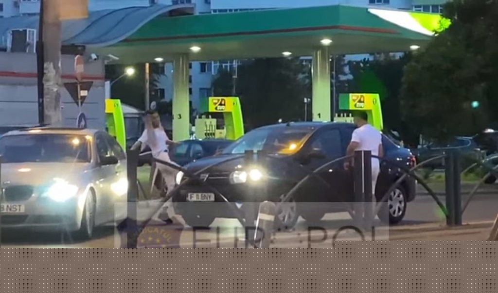 Conflict violent în traficul din București