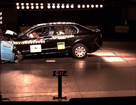 Skoda Superb - protecţie foarte bună