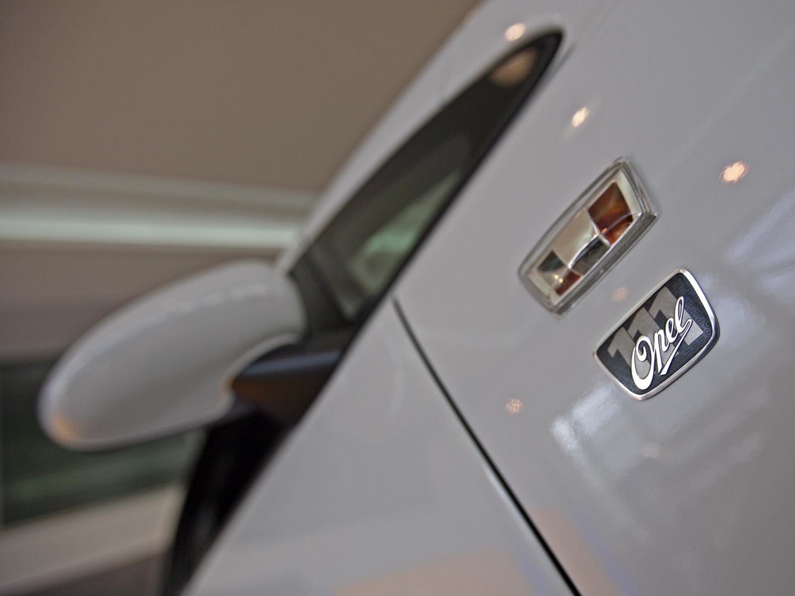 Premiul: Opel Corsa 111 Edition