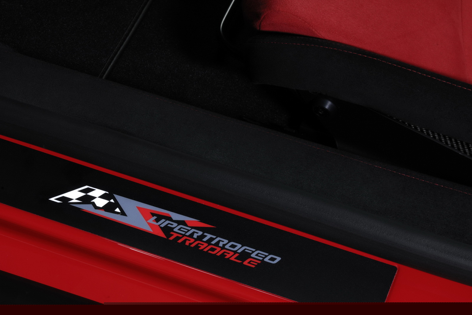 Lamborghini Gallardo LP 570-4 Super Trofeo Stradale - doar 150 de unitati