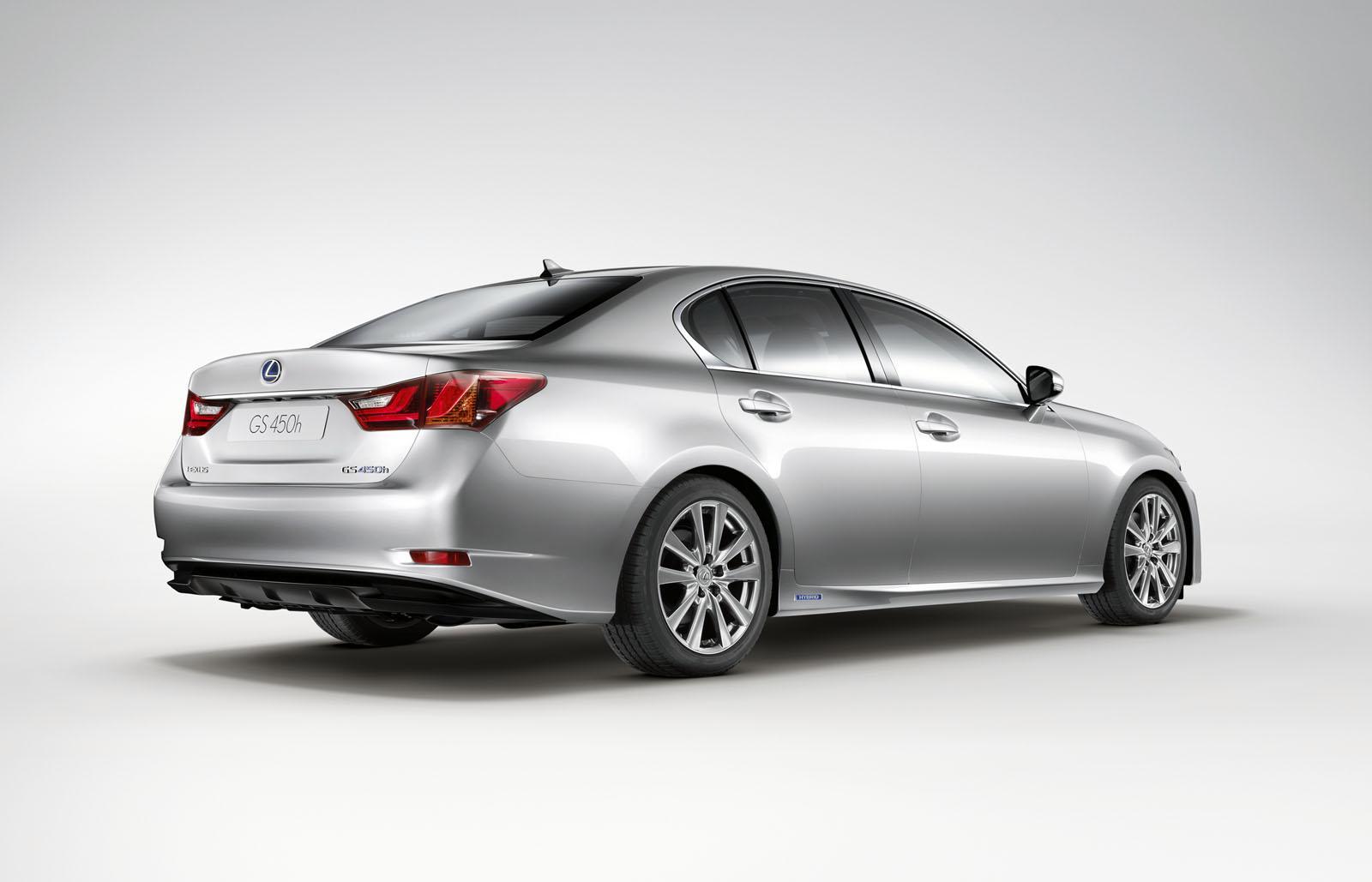 Lexus GS 450h beneficiaza de o putere maxim de 338 CP, iar 0-100 km/h dureaza doar 5,6 secunde