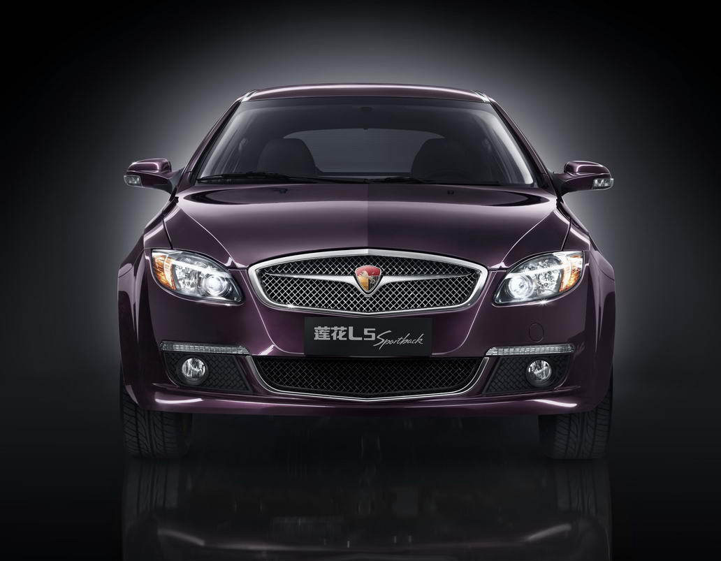 Europestar L5 Sportback se bazeaza pe Proton Gen2, dar are multe surse de inspiratie estetice
