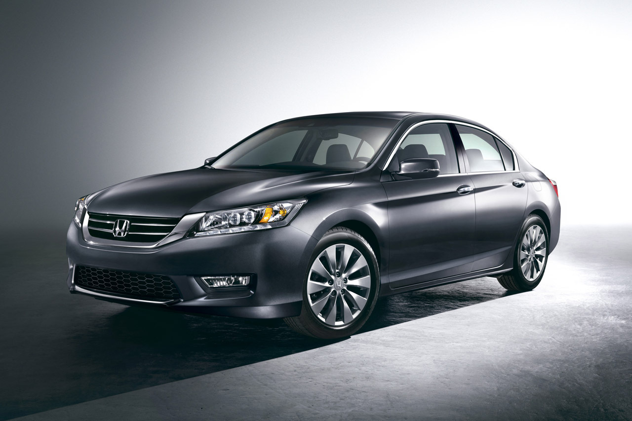 Noua Honda Accord pentru SUA arata total diferit de versiunea europeana
