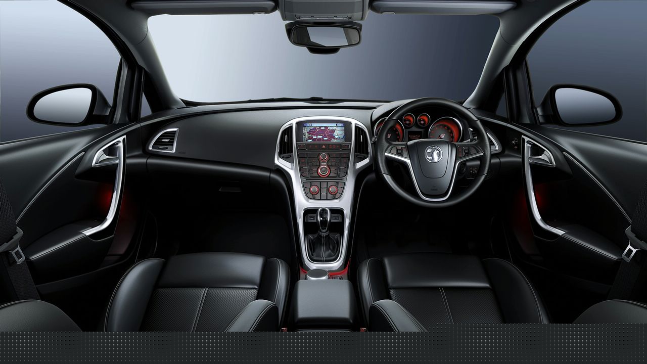 Astra se inspira din Insignia