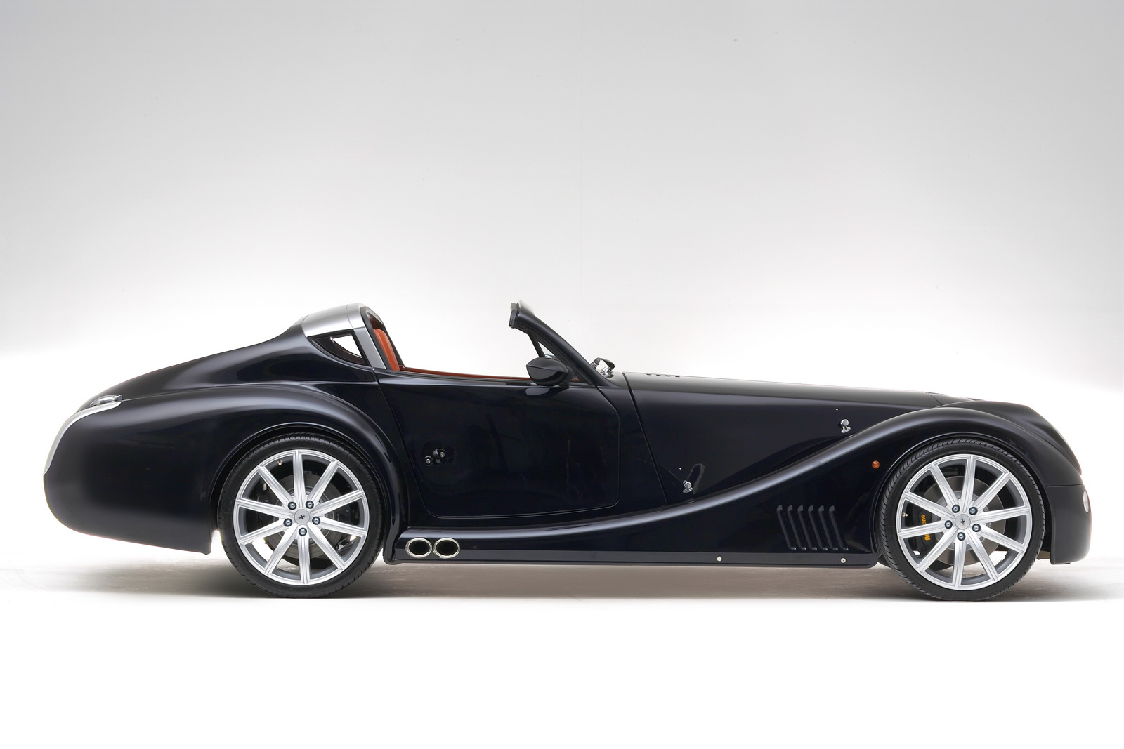 Morgan Aero SuperSports, 200 de masini pe an, la 150.000 euro