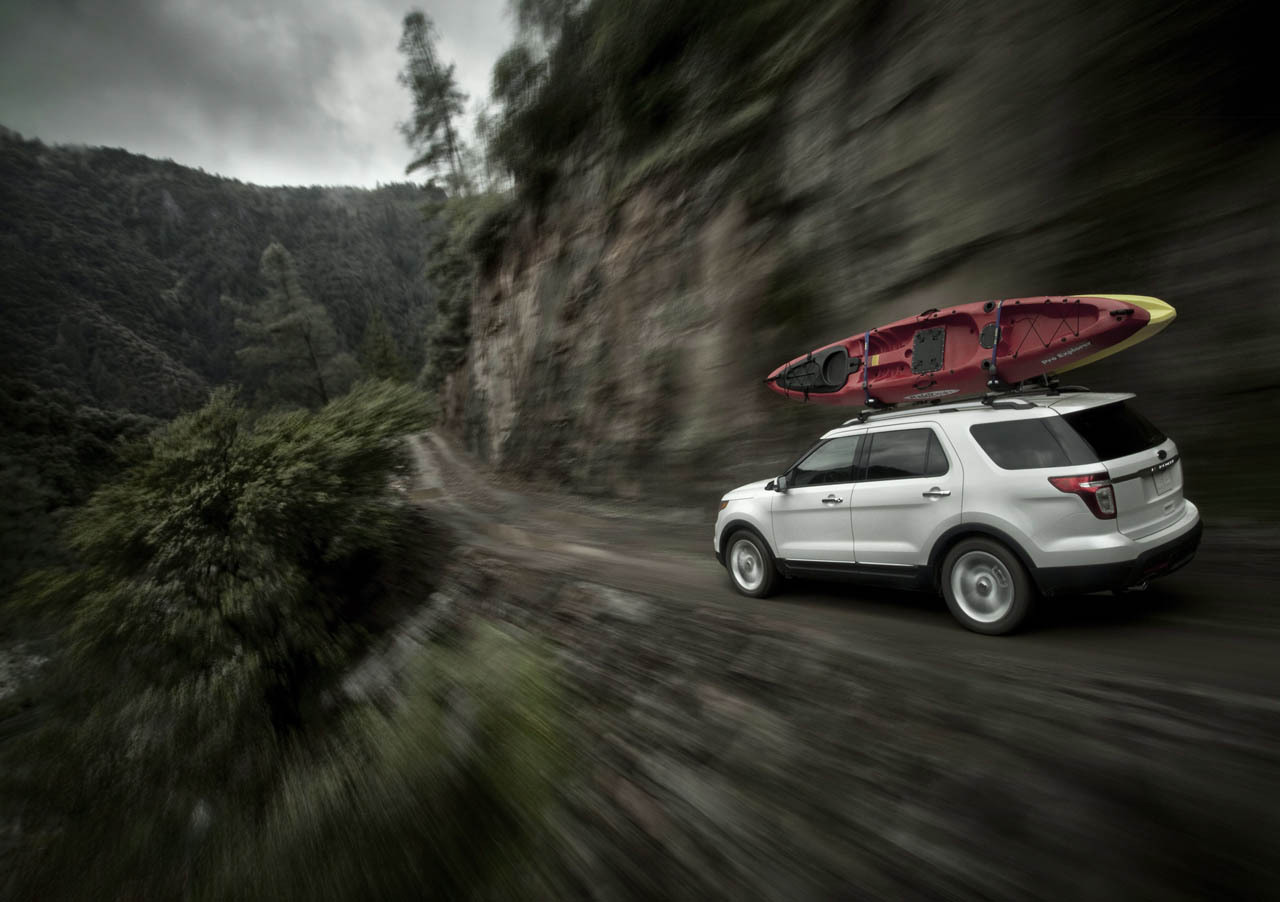 Noul Ford Explorer spate