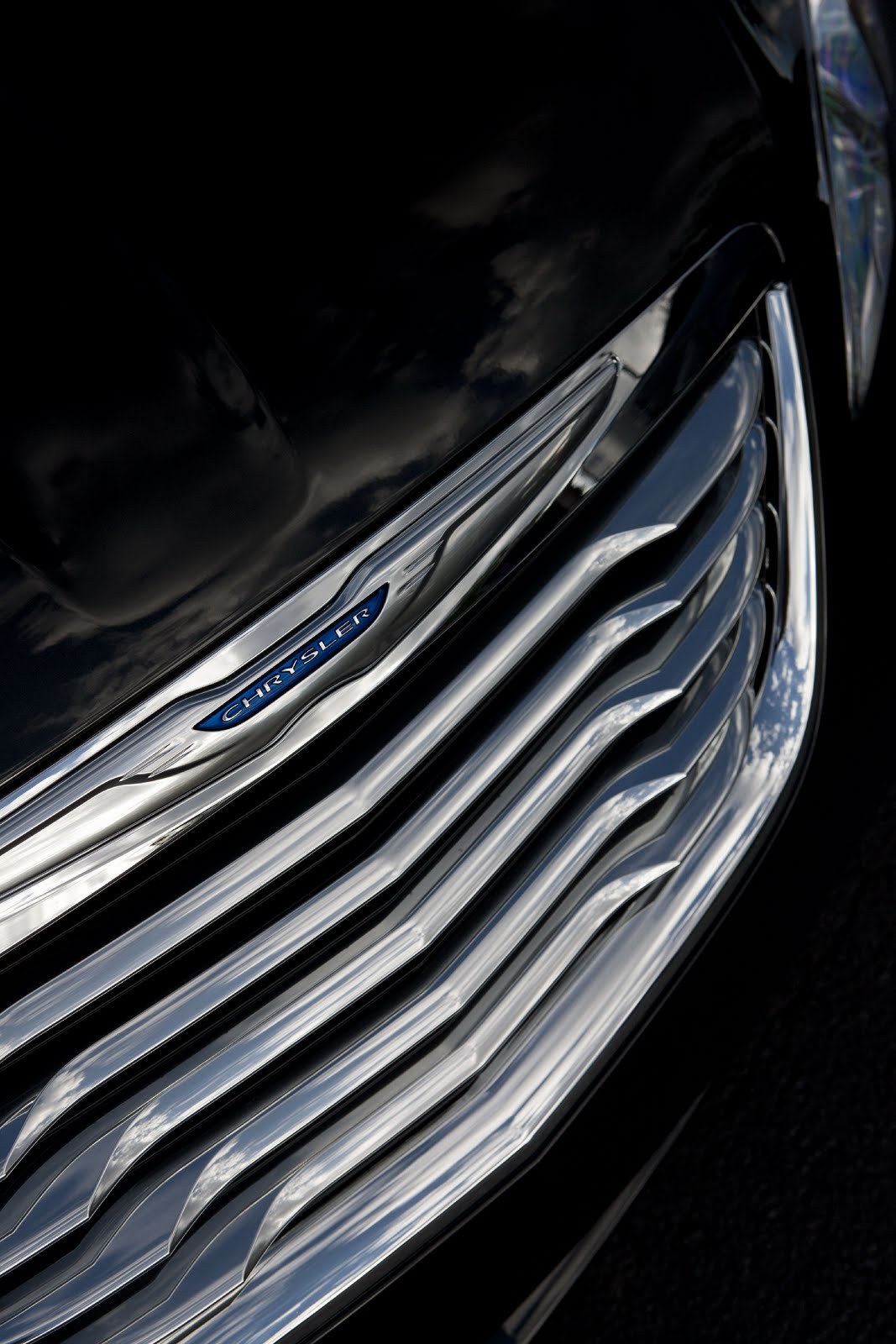 Teaser Chrysler 200