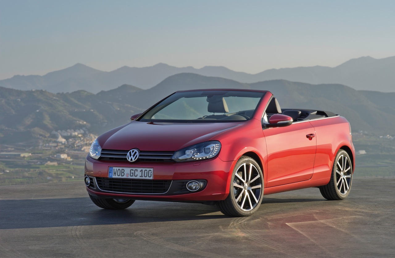 Volkswagen Golf Cabrio este cea de a 7-a versiune de caroserie a lui VW Golf 6