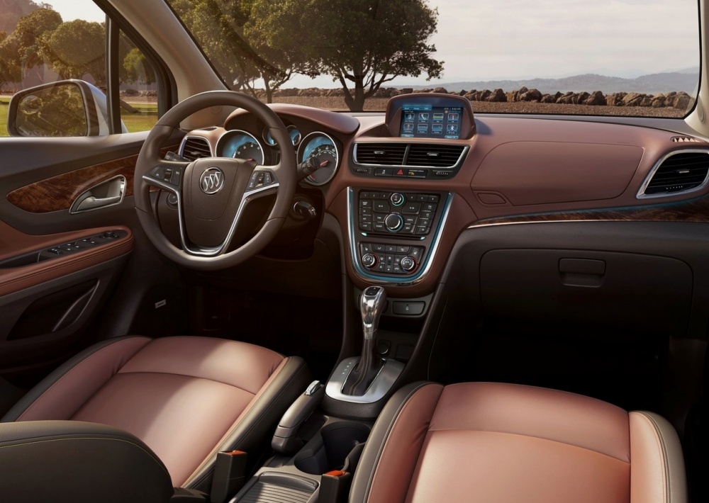 Interiorul fratilor Opel Mokka / Buick Encore aminteste de cel al monovolumului Meriva