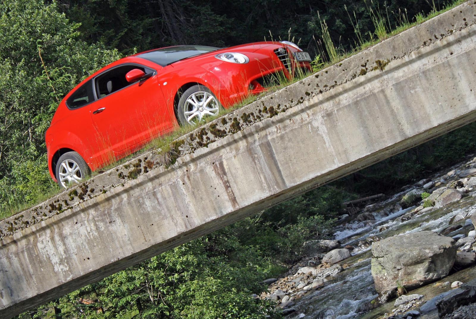 Nu am facut un simplu test-drive cu Alfa Romeo MiTo