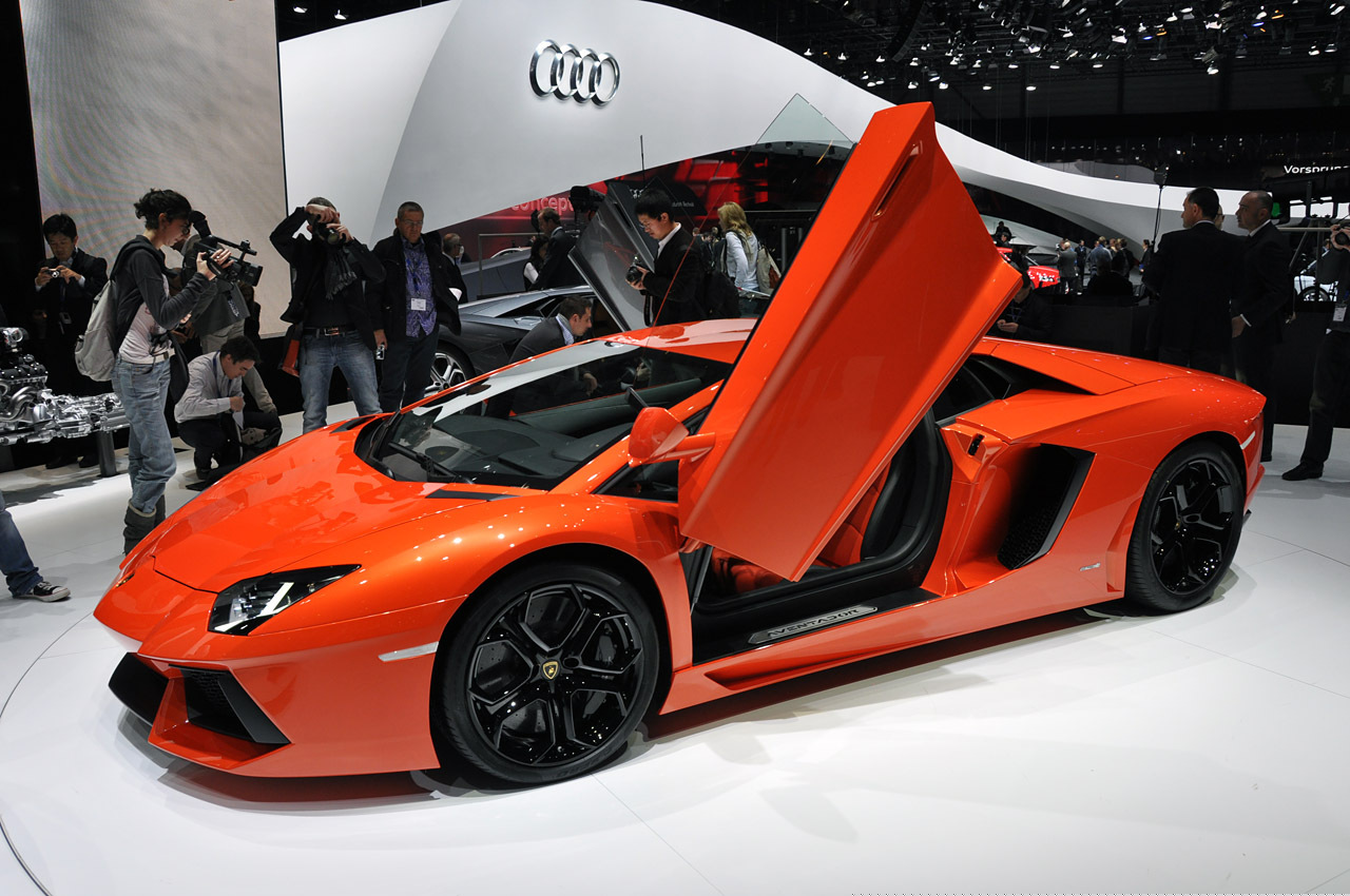Lamborghini Aventador LP700-4