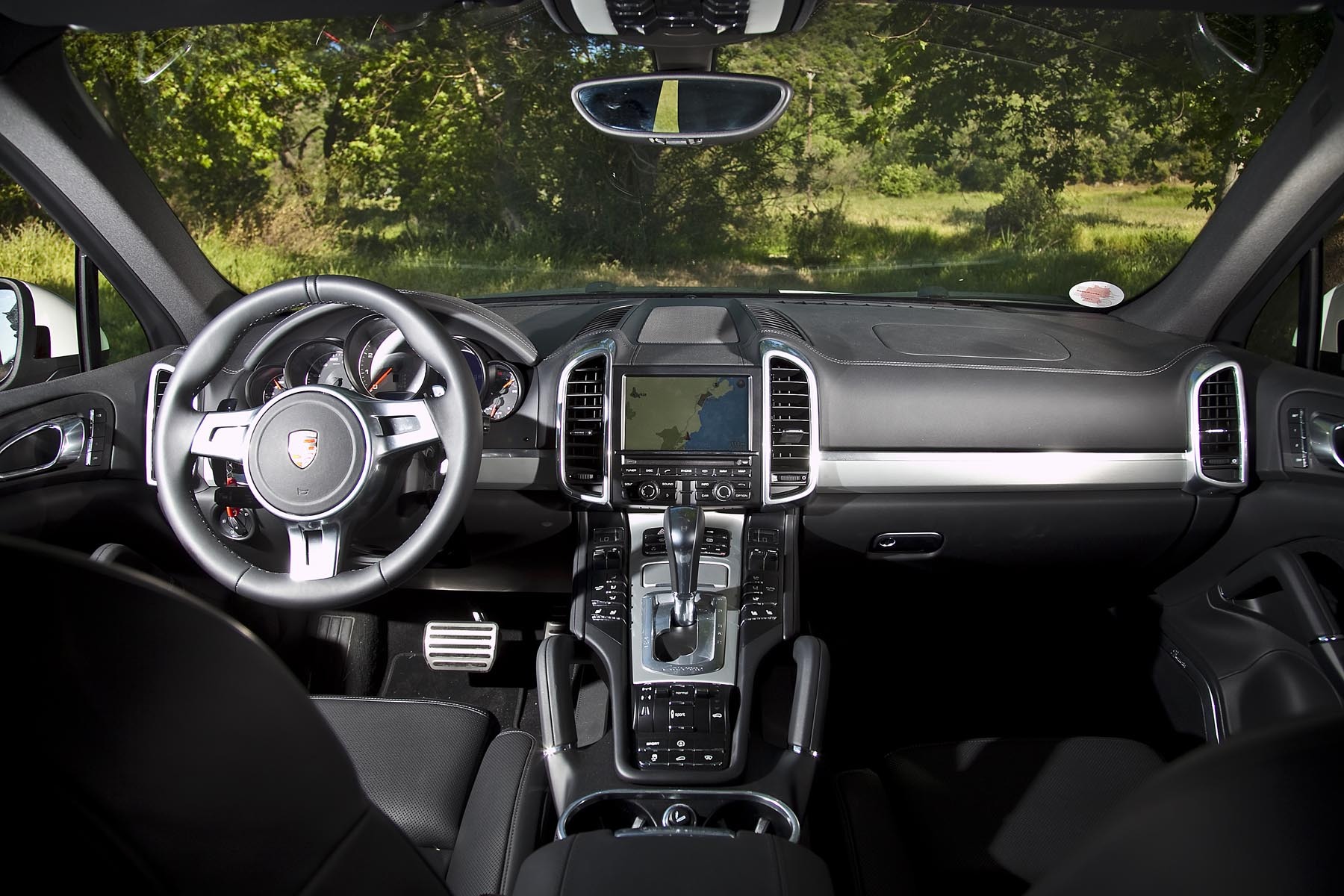 Momentan, noul Porsche Cayenne are cel mai spectaculos interior intre SUV-uri