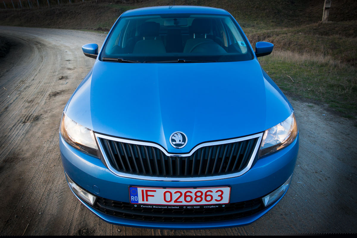Skoda Rapid, front view