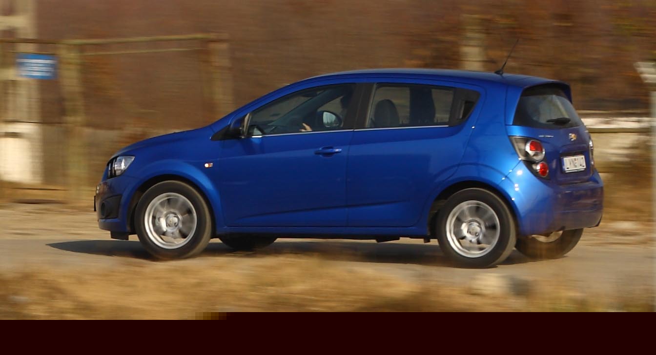 Motorul de 1.4 litri si 100 CP de pe Aveo are un cuplu de numai 130 Nm la 4.000 rpm