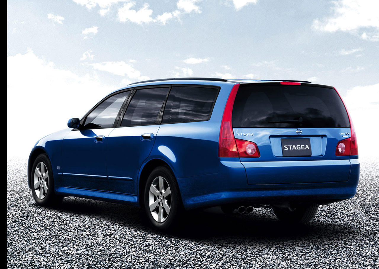 Nissan M35 Stagea Wagon