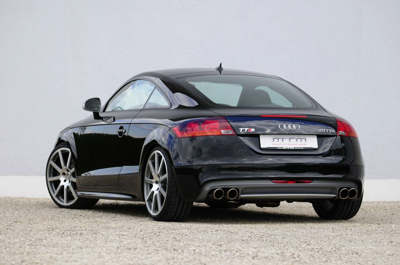 2.0 litri şi 380 CP