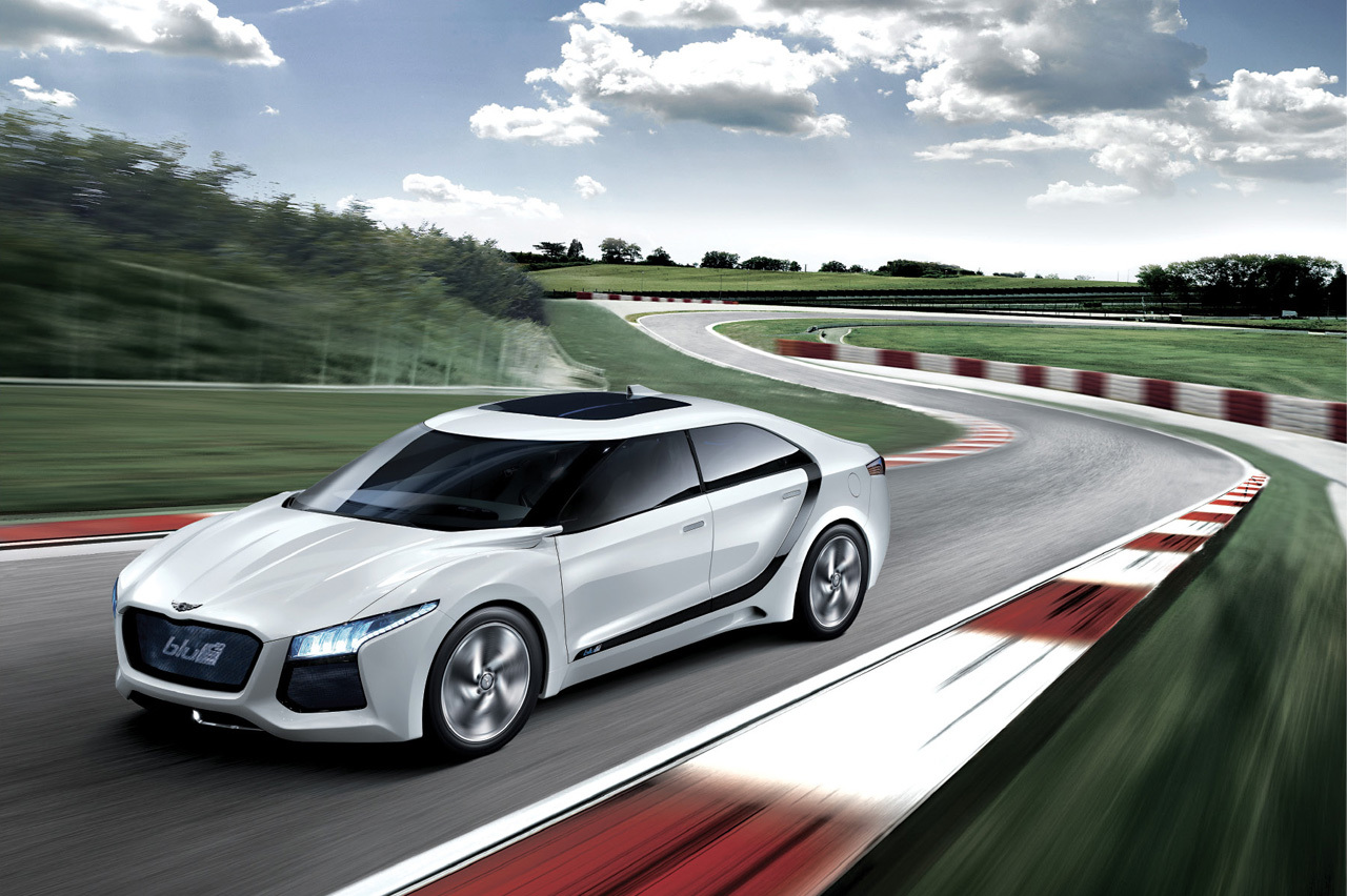 Hyundai Blue2 Concept beneficiaza de un sistem de propulsie pe hidrogen, cu pile de combustibil