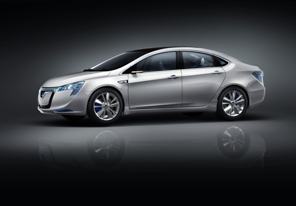 Luxgen Neora este un concept de berlina premium cu motor electric